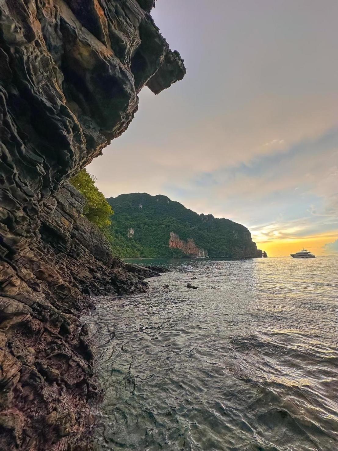 The Hip Resort @ Phi Phi Екстер'єр фото