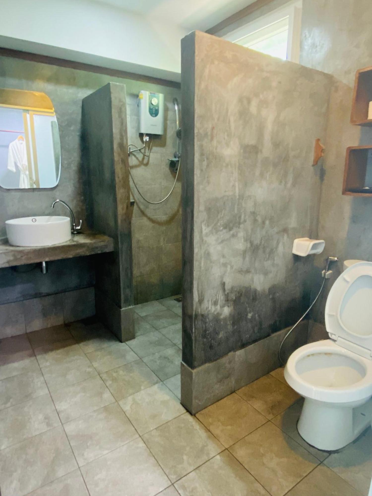 The Hip Resort @ Phi Phi Екстер'єр фото