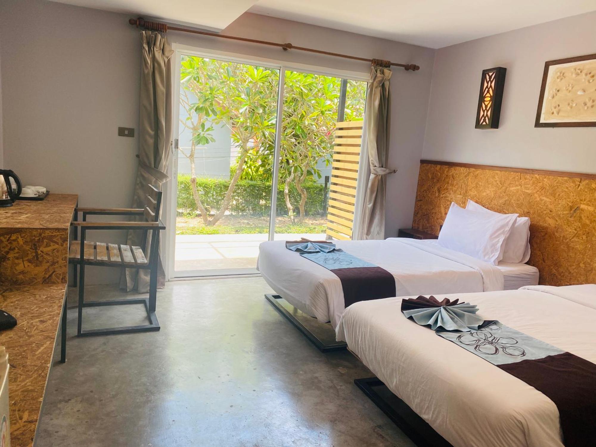 The Hip Resort @ Phi Phi Екстер'єр фото