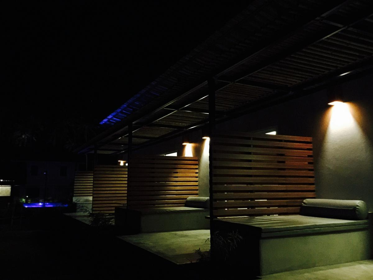 The Hip Resort @ Phi Phi Екстер'єр фото